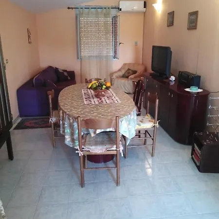 Ferienhaus Gio Con Piscina *